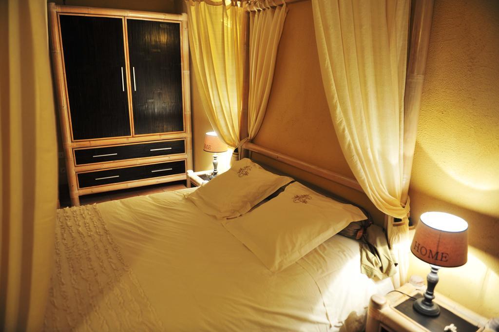 Chambres D'Hotes Le Puits D'Amour Mirandol-Bourgnounac Екстер'єр фото